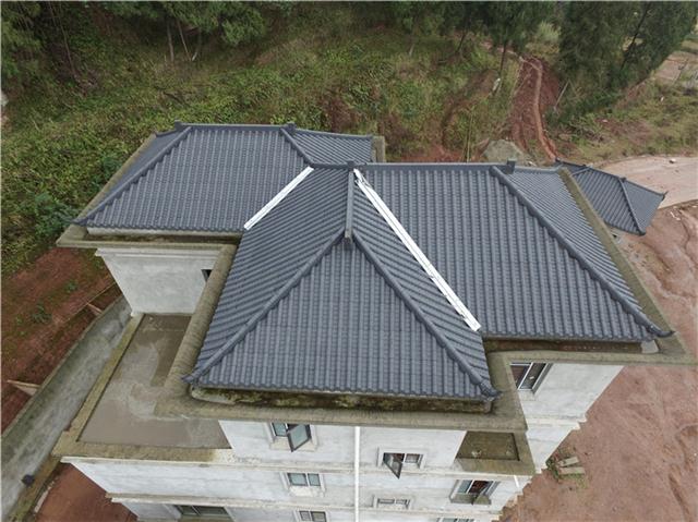 西安拓建合成分子瓦 以匠心铸品质 以古韵赋新篇