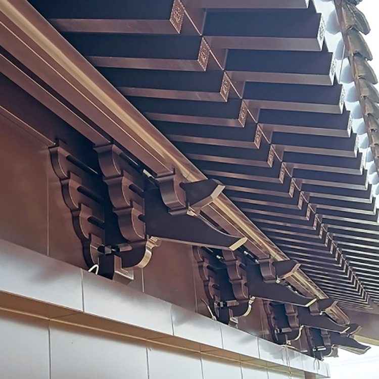 以金属续木魂：拓建斗拱复刻古建檐下的千年韵律